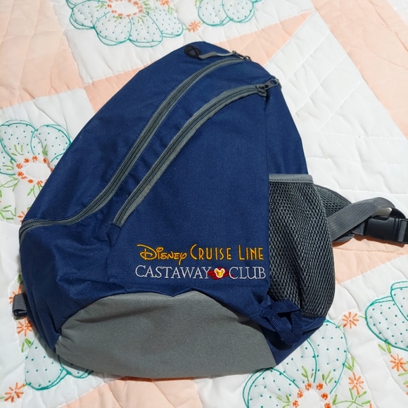 Disney Cruise Line Castaway Club Sling Shoulder Bag Backpack - Picture 1 of 7